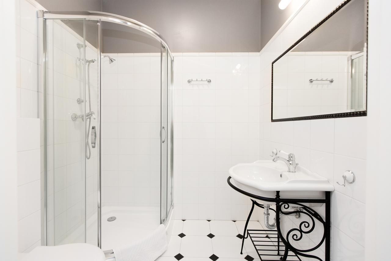 Standard Double Room,831125741:JPEG